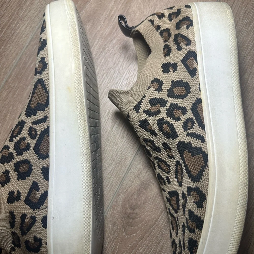 Steve Madden‎ Leopard Print Sneakers Size 8.5 Womens